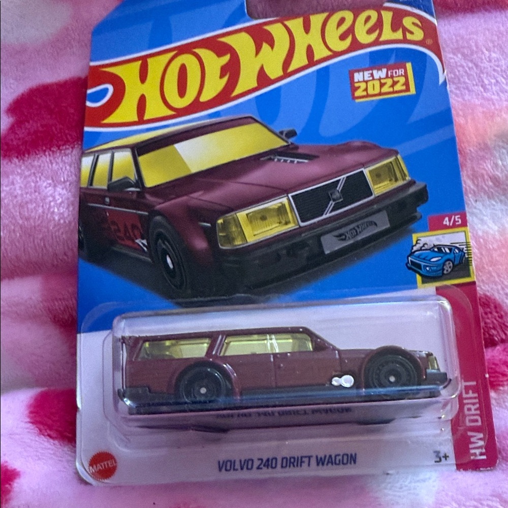Volvo 240 Drift Wagon - Red